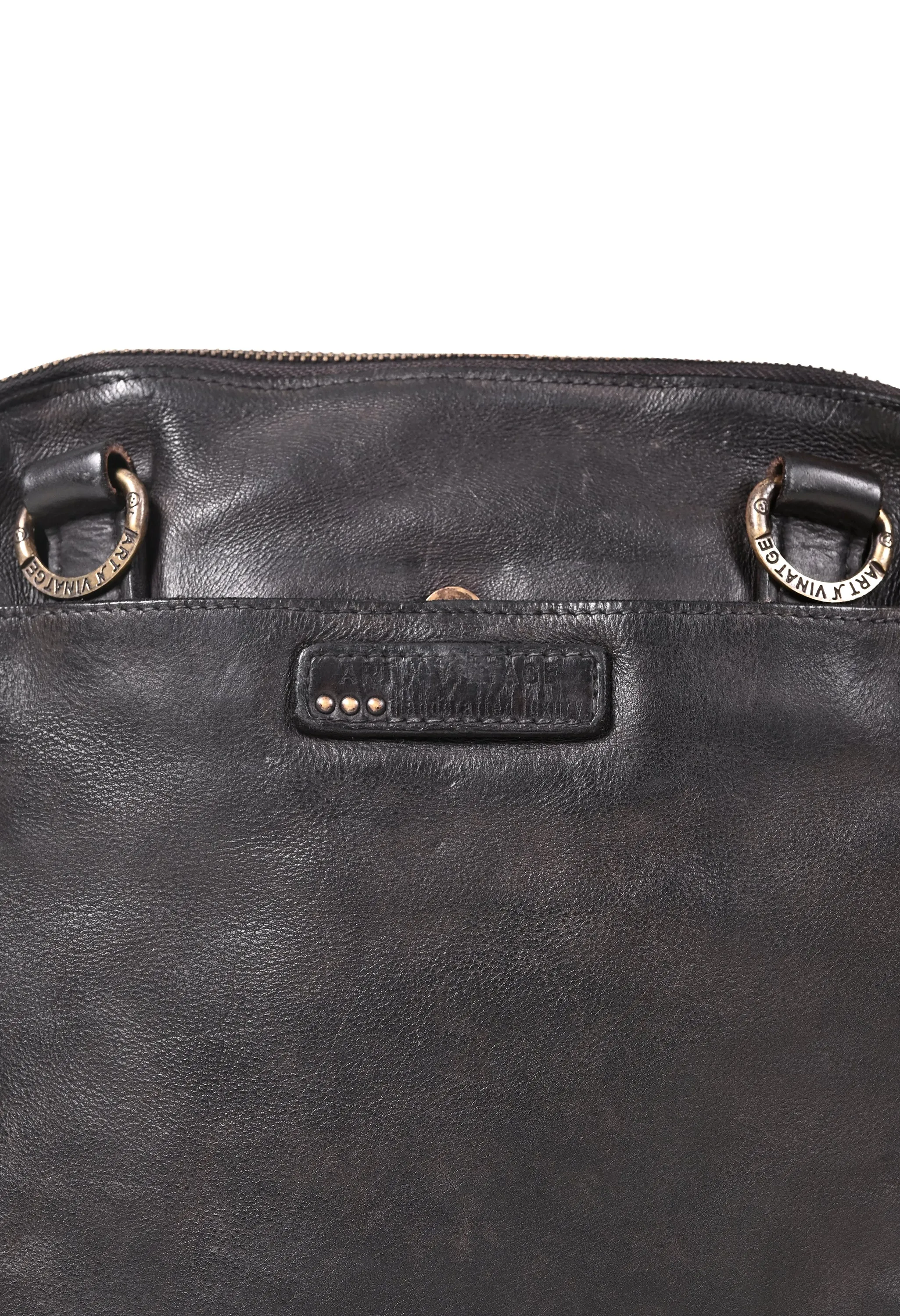 Art N Vintage Oliver : Black Real Leather Crossbody Bag