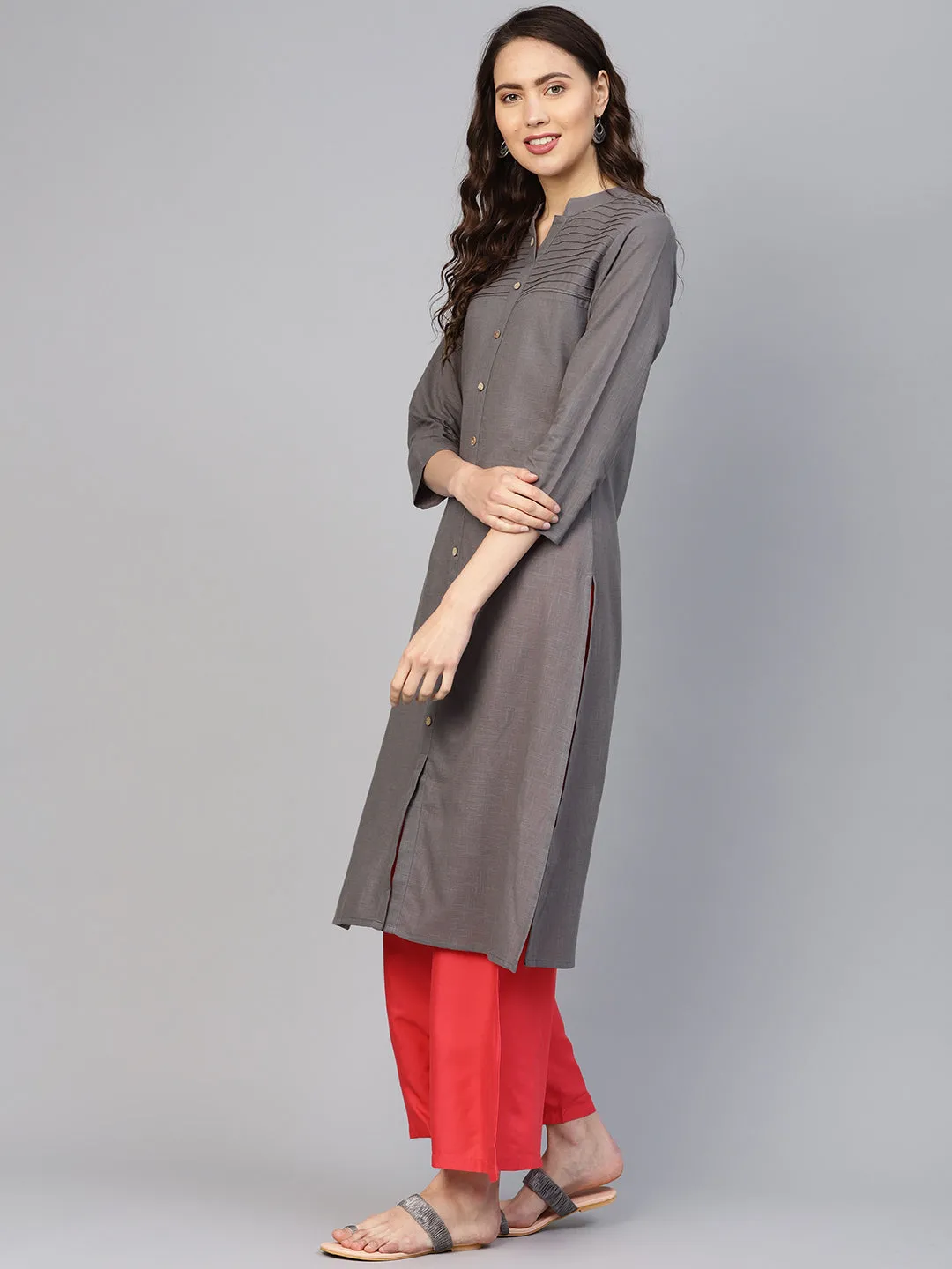 Jashvi Women Grey Cotton Straight Kurta with Pintucks