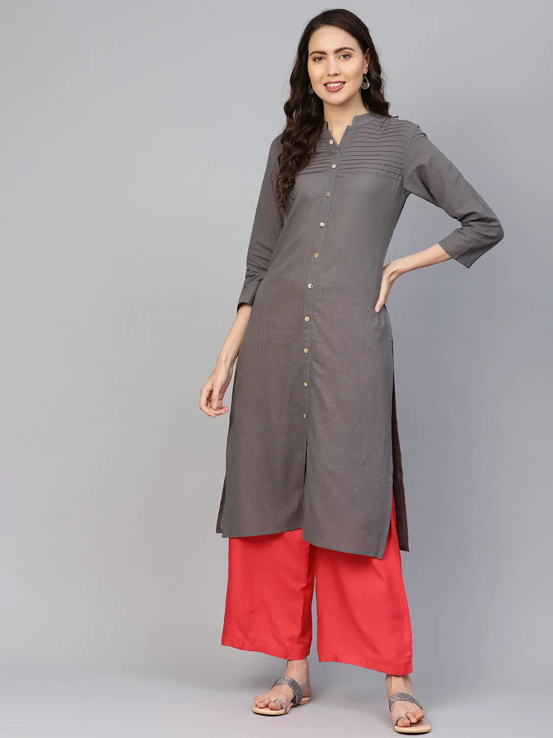 Jashvi Women Grey Cotton Straight Kurta with Pintucks