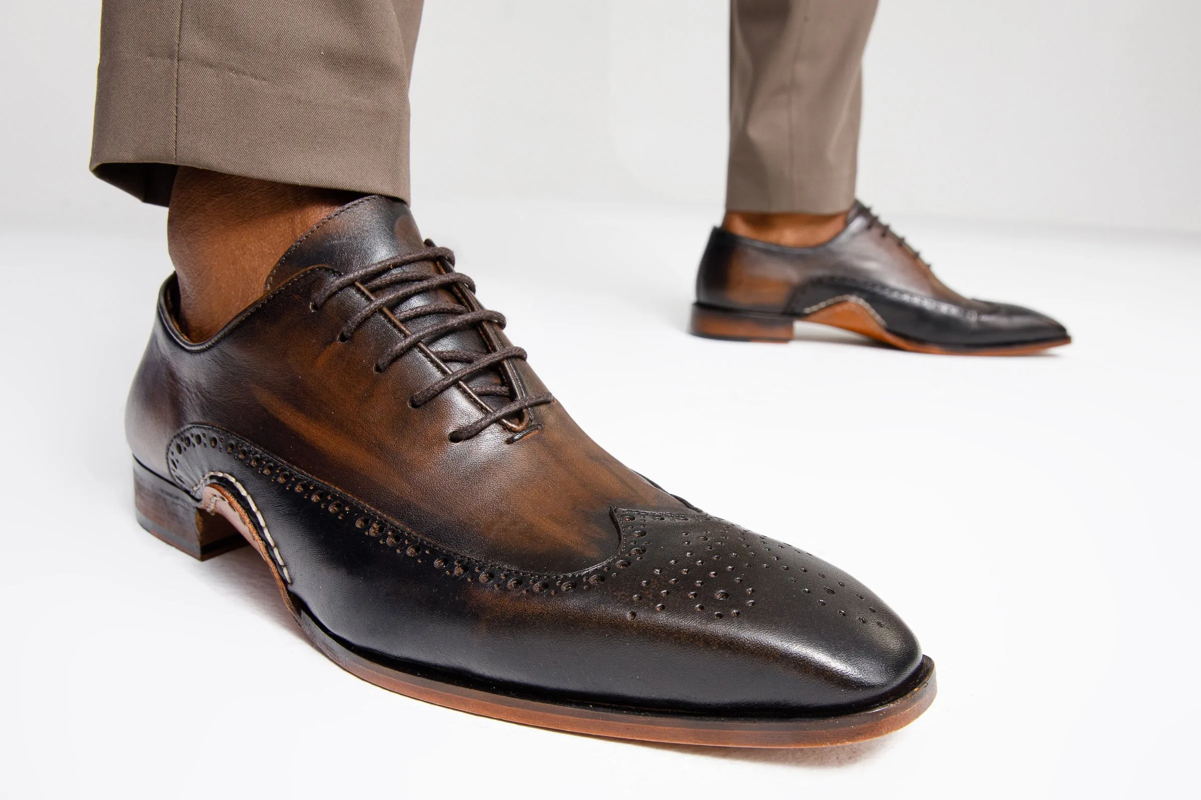 The Royal Hand Craft Black & Brown Wingtip Oxford Men Shoe